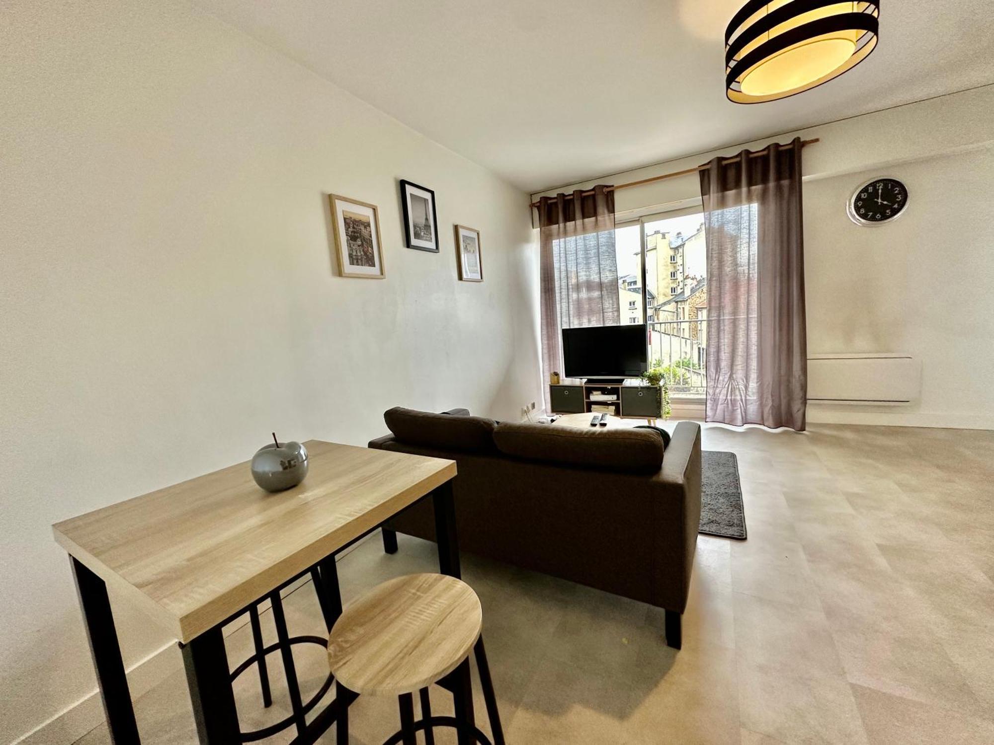 Appartement T1 Aux Pieds De La Gare Bénédictins - Dabnb